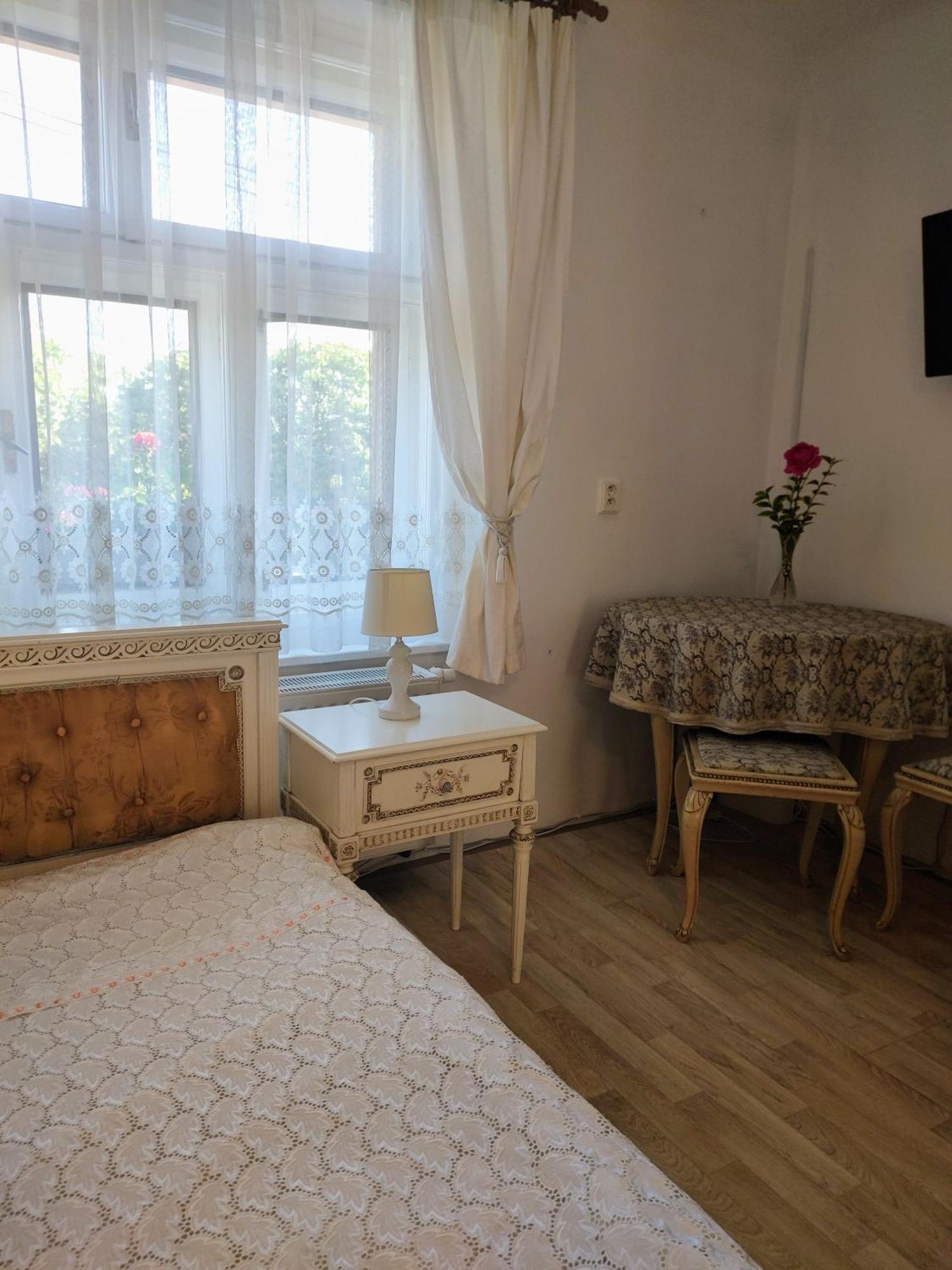 Ubytovani Sarka Cista  Exterior photo
